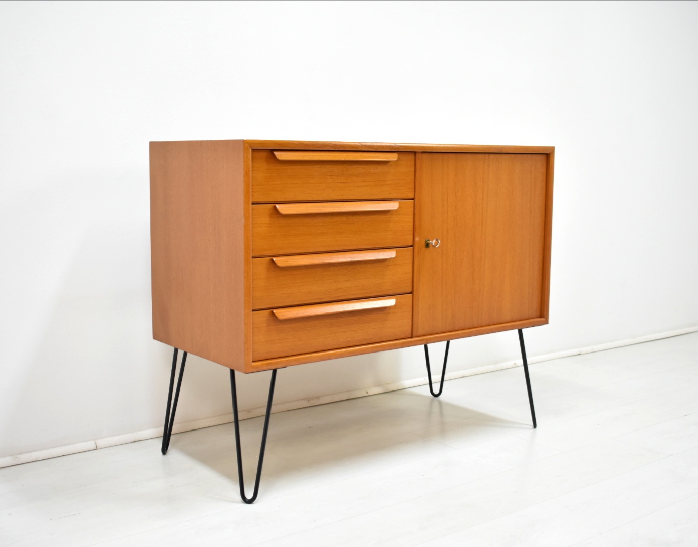 WK Möbel Kommode Teak Sideboard Danish Design Mid Century